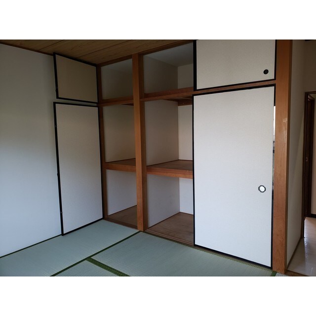  ラ・セゾン西城