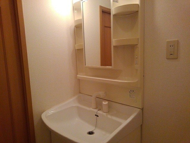  エレガンシア　ルーナ