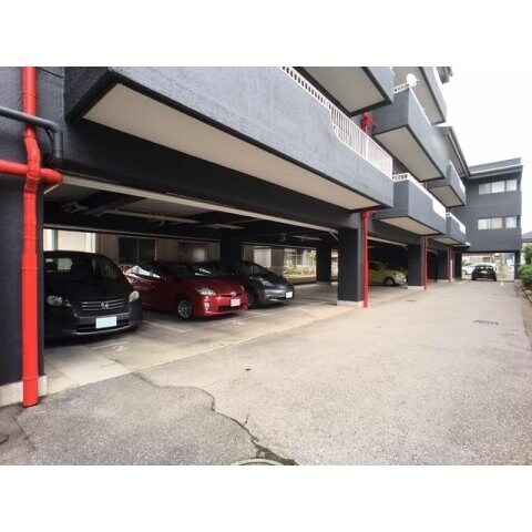  ツルオカハイツ