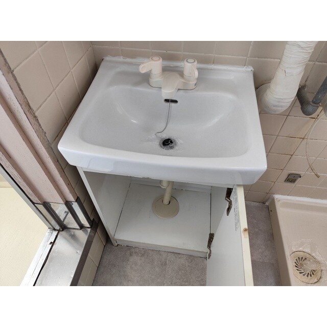  ツルオカハイツ