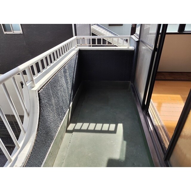  ツルオカハイツ