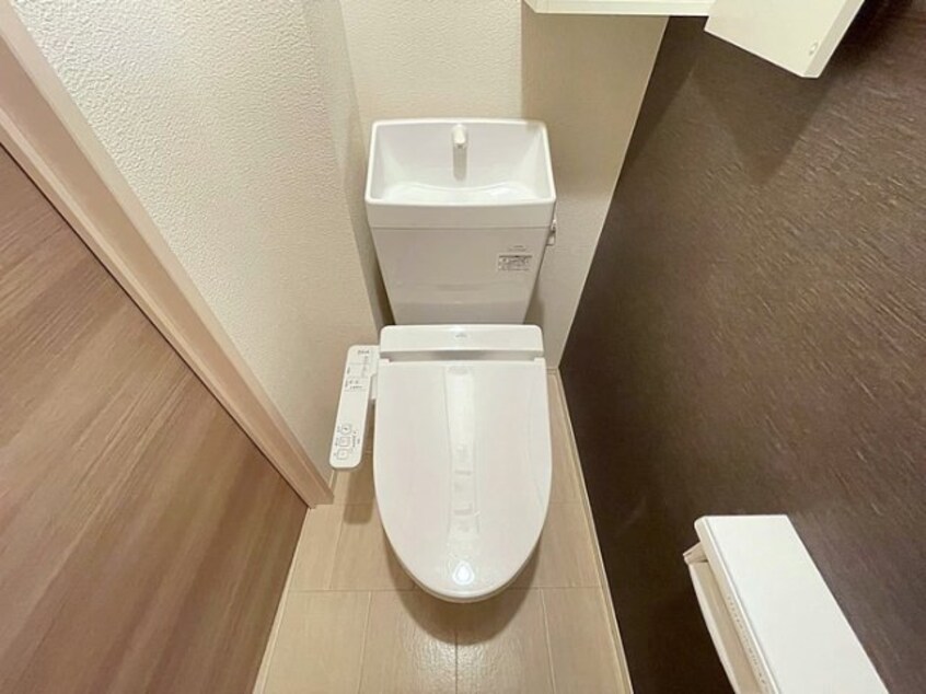 温水洗浄暖房便座付きトイレ Ｄ-ｒｏｏｍＢｕｓｉｎｅｓｓ花垣