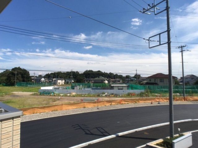 眺望 Ｒｏｙａｌ Ｗｉｔ Ｅ