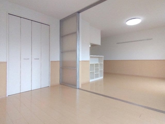 洋室からリビング アネシス城北 Ｃ