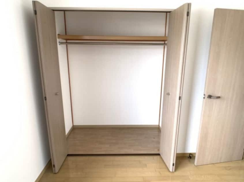 洋室収納 メゾン・ド・クレール Ａ