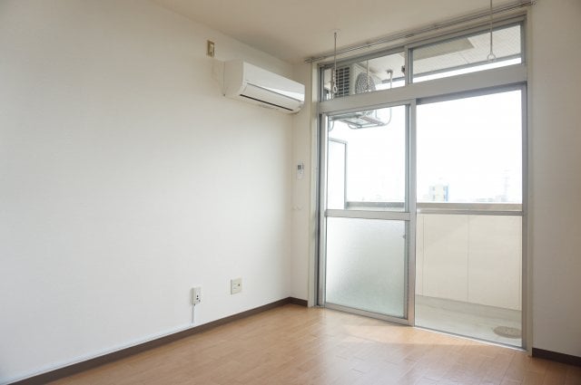  レジデンスカープ小山