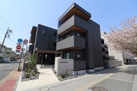 Ｄ-ＲＯＹＡＬ中央 ＥＡＳＴ