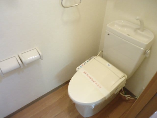 シャワー付きトイレ セピアローズⅡ