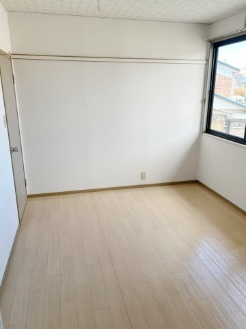  サンビレッジカムアンドエムG棟