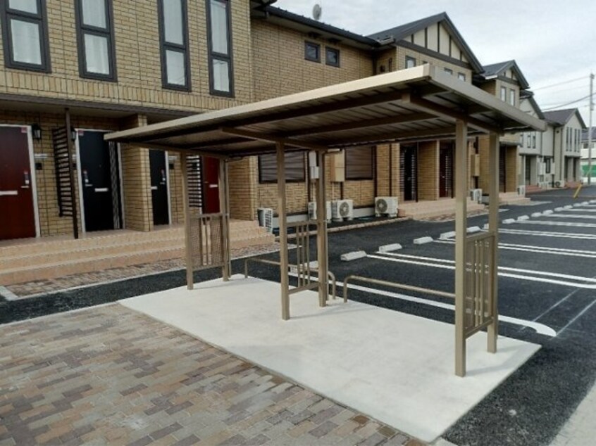 駐輪場 メゾン・ド・プリマ