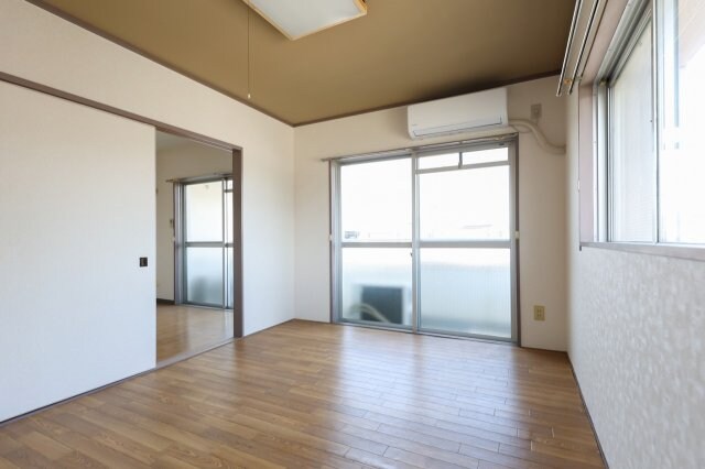  小山宮武マンション