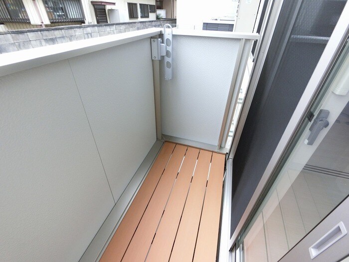 バルコニー ルネッタ藤