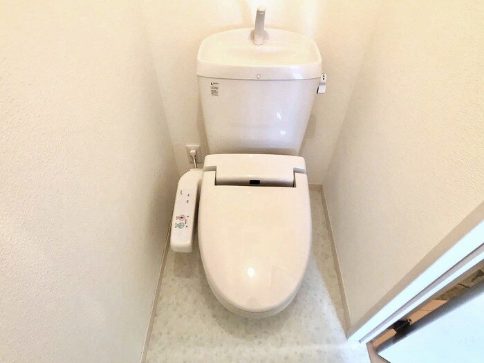 温水洗浄暖房便座つきトイレ Ｃｏｃｏｒｏ