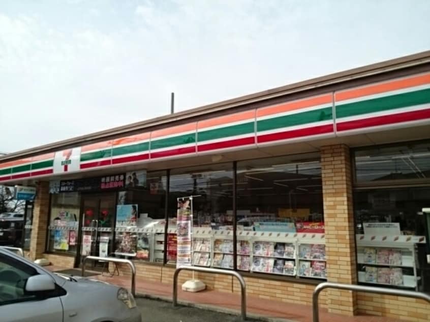 セブンイレブン 小山大行寺店(コンビニ)まで1116m カーサヴィオラ