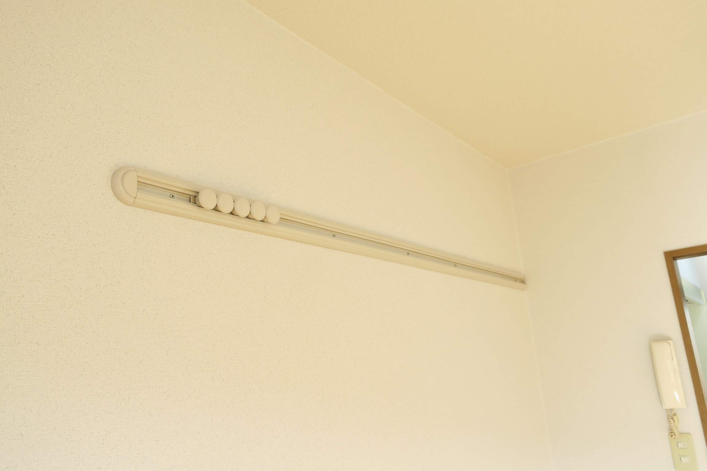 可動フックがございます コーポサクラメント