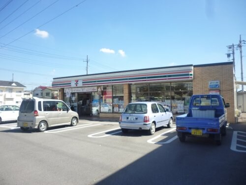 セブンイレブン 栃木小金井駅東店(コンビニ)まで593m ユートピアロードC