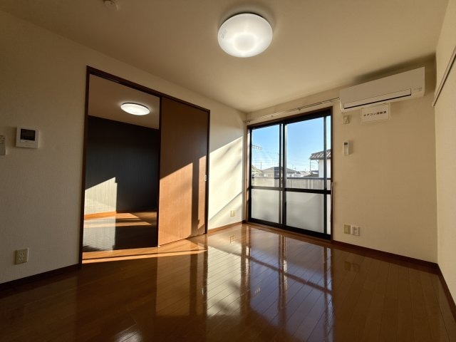  クレストコート