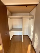  クレストコート