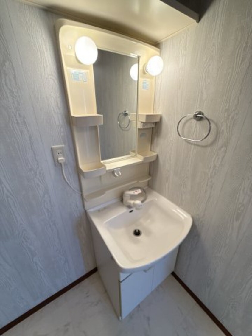  クレストコート