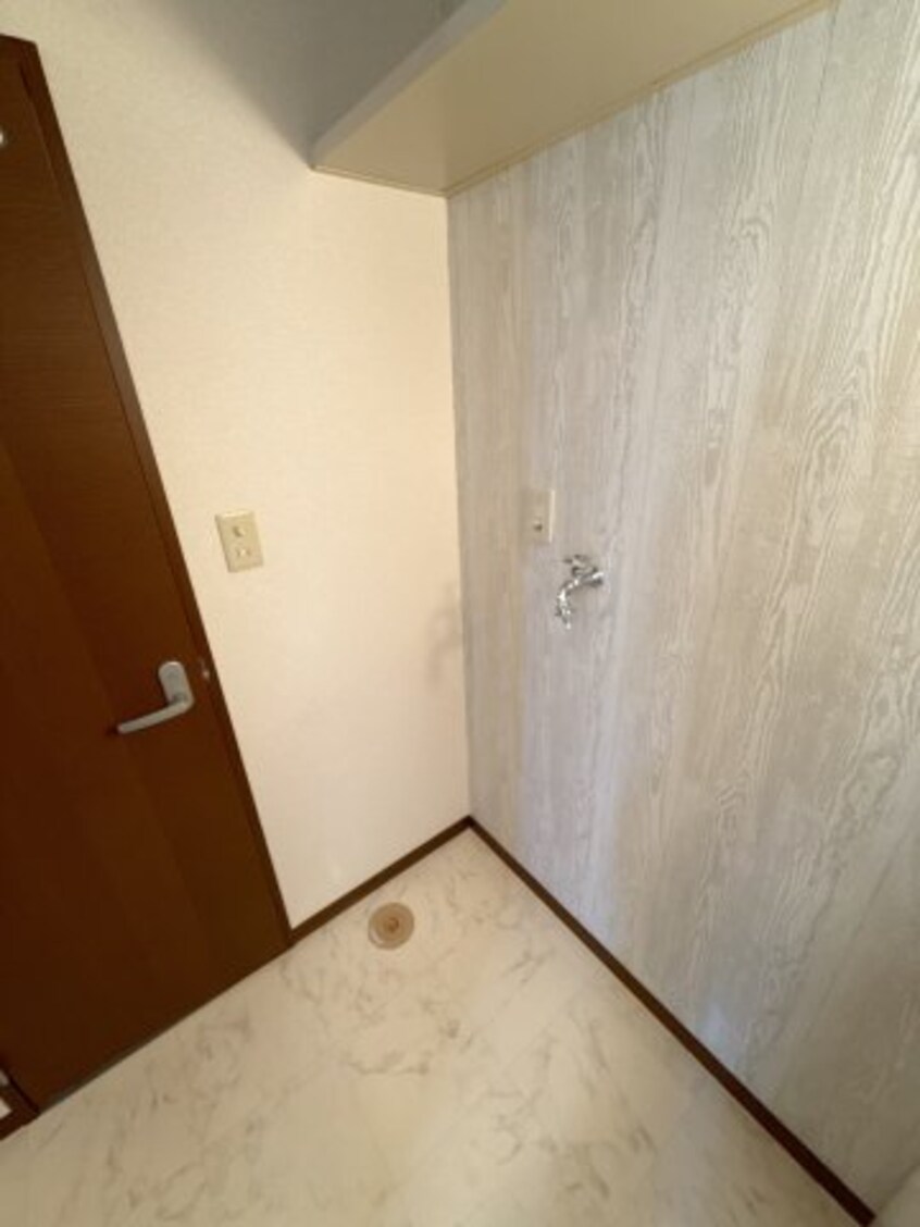  クレストコート