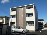 ガーデン　クレールⅢ