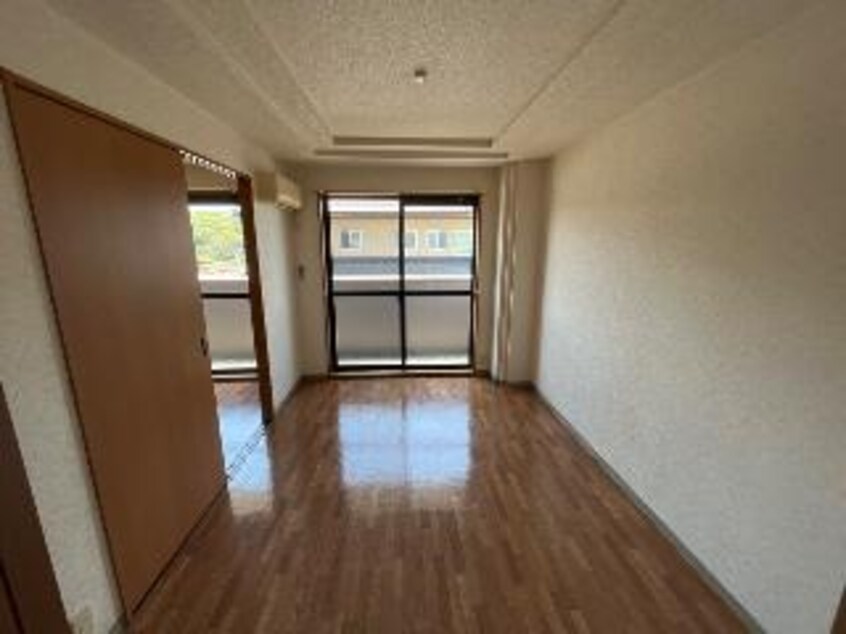 リビング ピュア・タウン