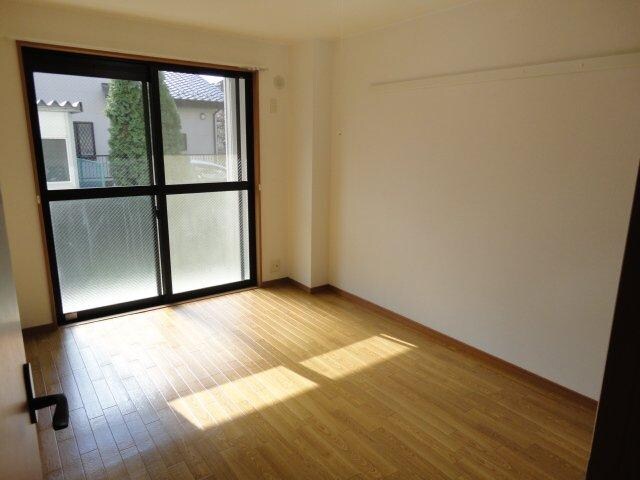 室内 ピュア・タウン