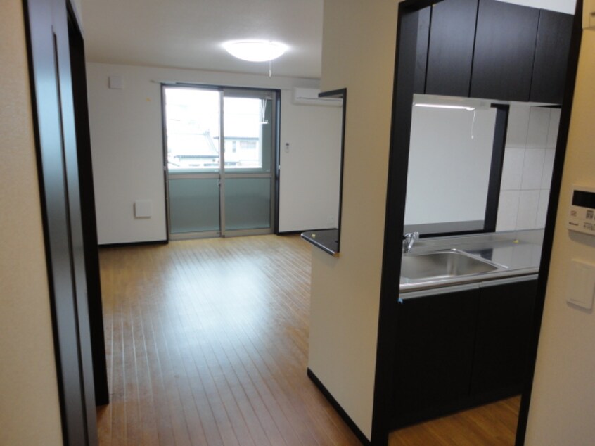 廊下 ヴィーブル　ハイツＢ