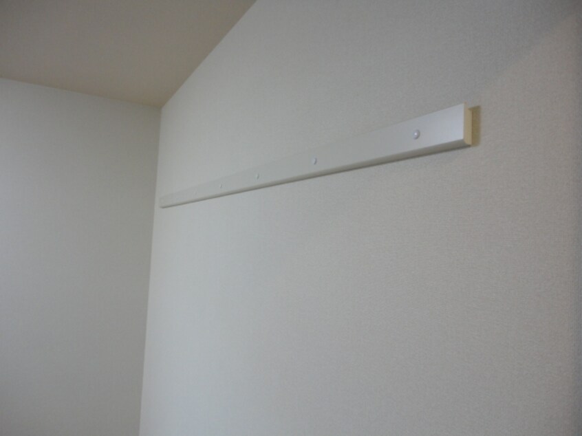 ハンガーモール ヴィーブル　ハイツＢ