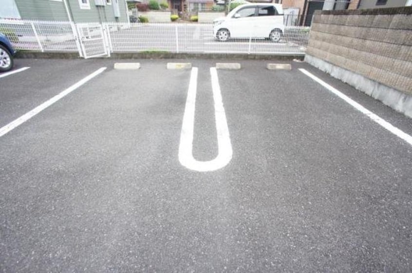 駐車場です ペルル　Ⅲ