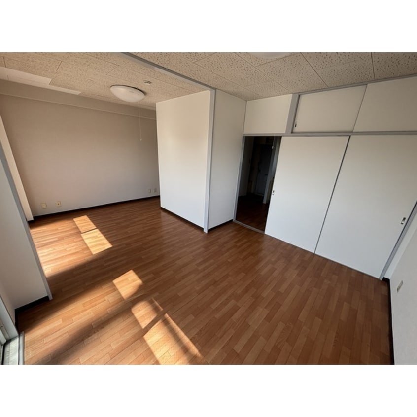 ゆったりとした居間です アルバスクエア