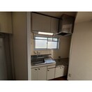 こちらの居間で趣味の時間をお楽しみください アルバスクエア