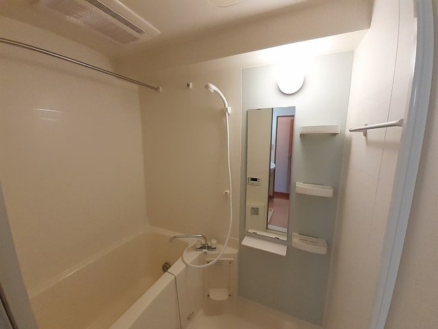 ゆったり過ごせるお風呂です 山王ハウス　Ｅ