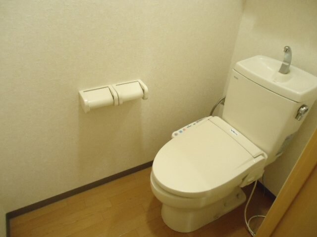 シャワー付きトイレ メゾン・ド・ネイジュⅡ