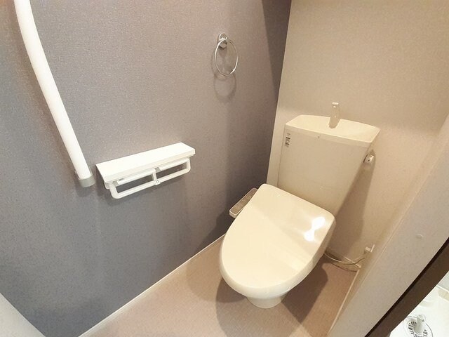 コンパクトで使いやすいトイレです ジョイ　ハウス