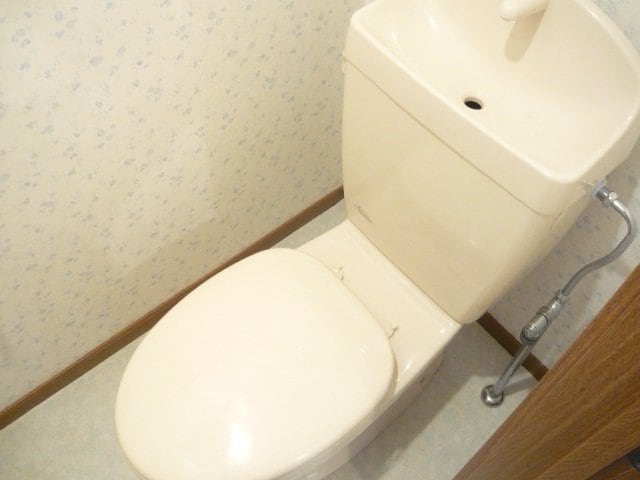 清潔感のあるトイレです フォレスト五番館