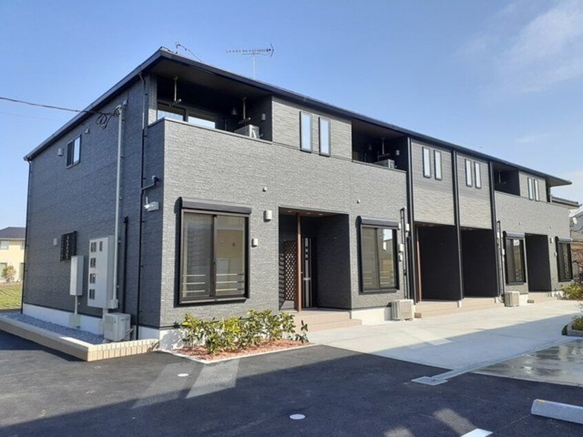 おしゃれな外観です ベル・プリムローズ