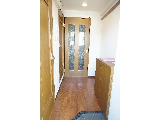 玄関 サンロード岡本