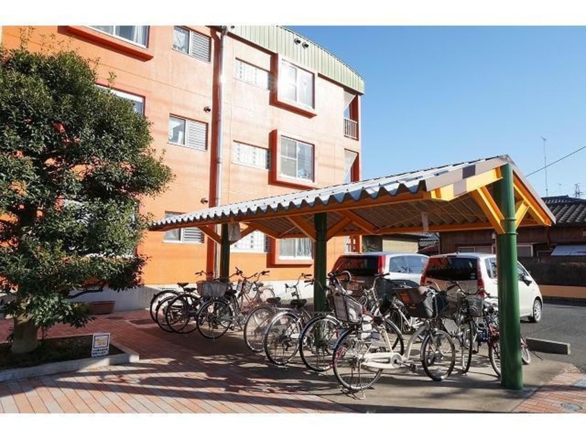 駐輪場 カーサアリーナ