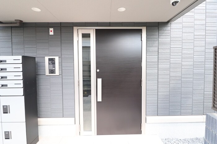 オートロック入口 Front of Koganei Station