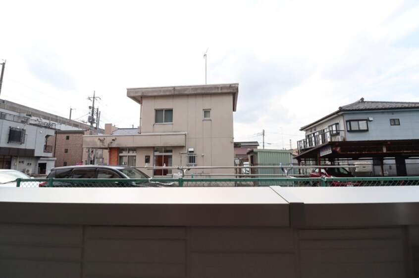 眺望 Front of Koganei Station