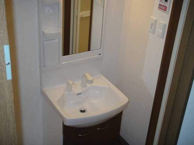 洗髪洗面化粧台 フェアリールージュＢ