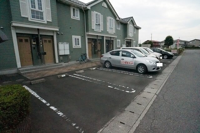 カースペースがあります ペルル