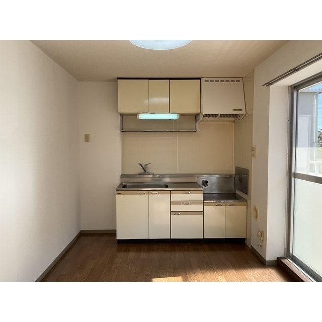 コンパクトなキッチンで掃除もラクラク ガーデンムツミA