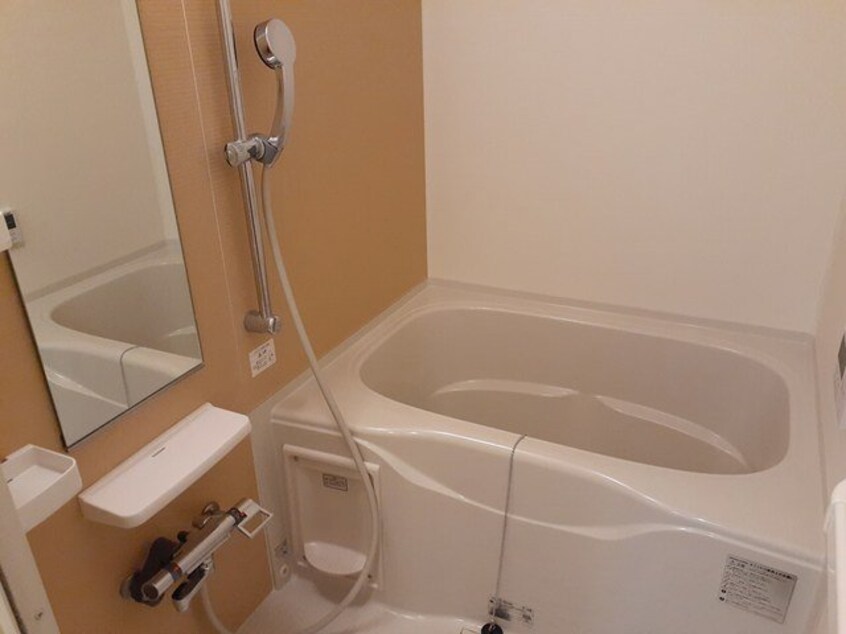 ゆったり過ごせるお風呂です ファミーユ　フェリーチェ