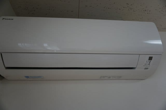 エアコン コーポソレイユ　B