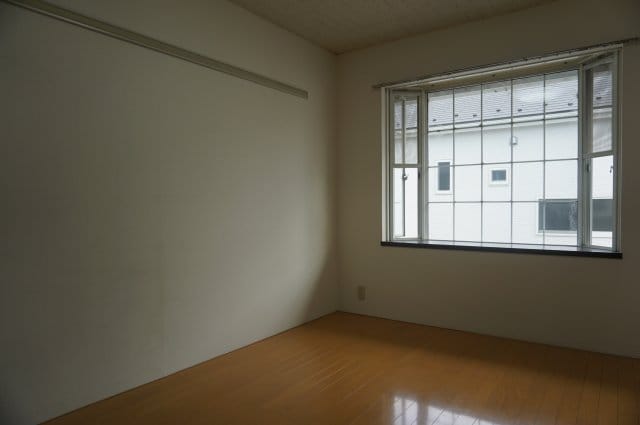  コーポソレイユ　B