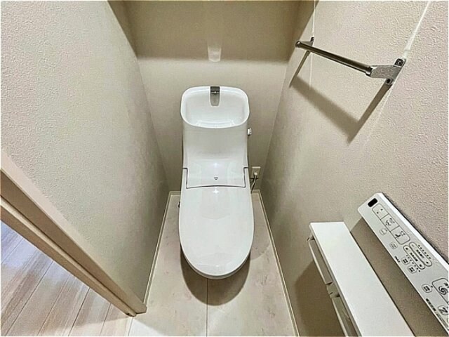 温水洗浄暖房便座のトイレ ルアナ