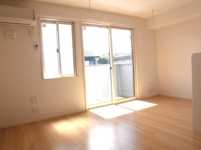 リビング ファボーレ