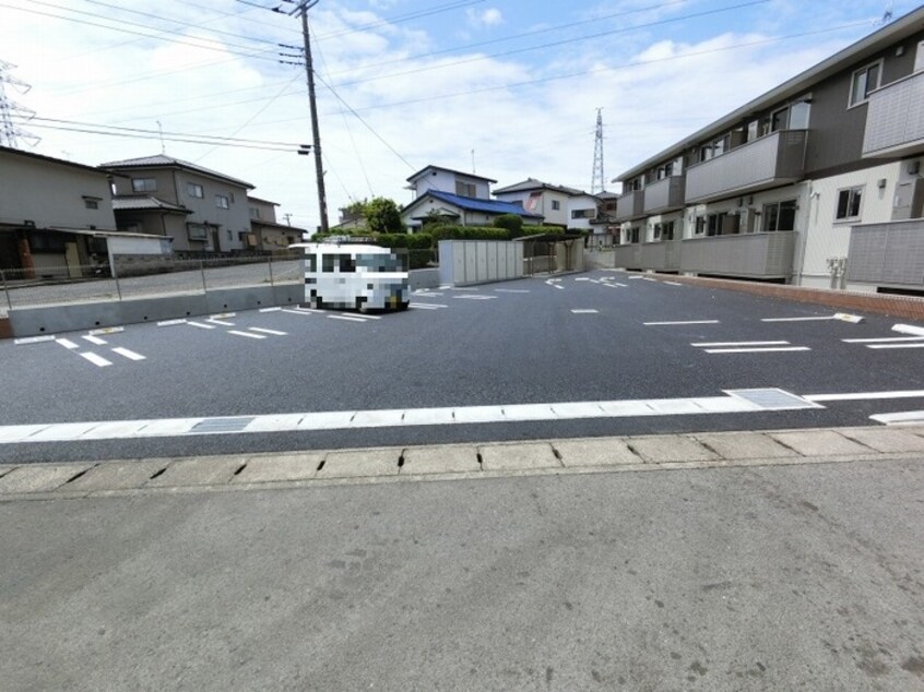 駐車場 ヴァイアＥ